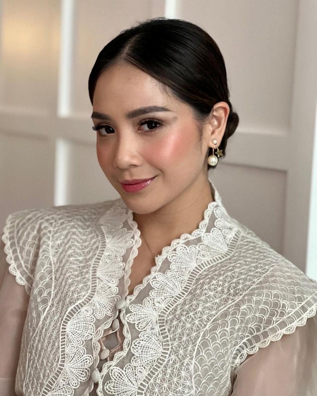 hairstyle simple & elegan untuk hari raya